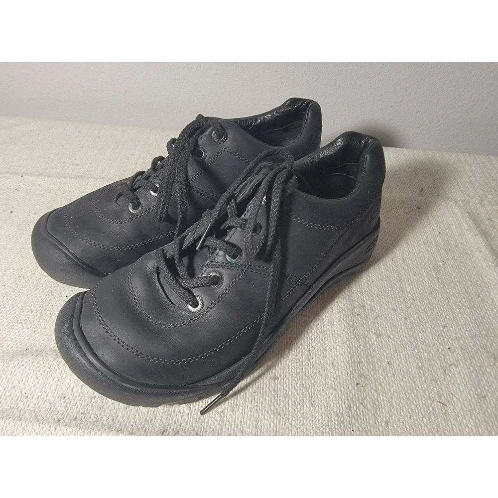Keen Austin Shoes Men's US 9 Black Leather Oxford Hiking Hybrid Low Top Sneaker